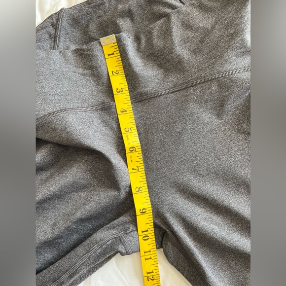Lululemon Train Times Crop 17” Size 10 Heather gray - Picture 6 of 14